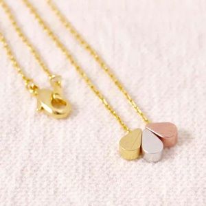 Beautiful three drops pendent necklaces